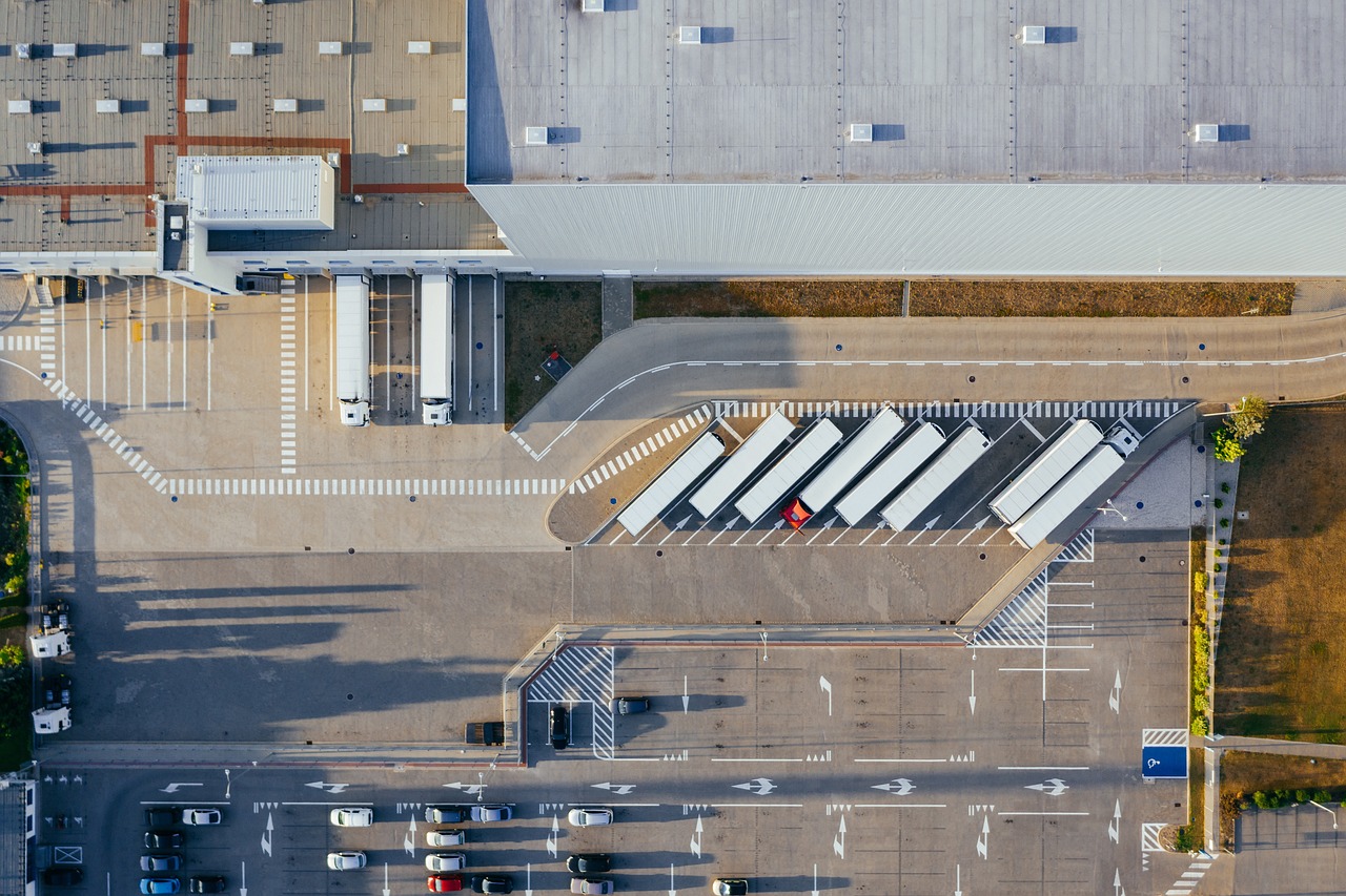 Στρατηγική ανάπτυξης των logistics centers: Στήριξη επενδύσεων, πρόγραμμα υποδομών, εκσυγχρονισμός νομοθεσίας